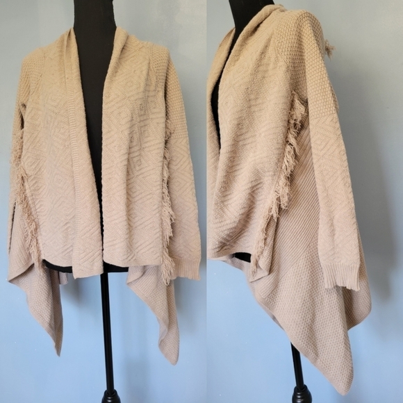 Lucky Brand Drape High-low Fringe Knit Cardigan Size Medium in Oatmeal - Picture 1 of 10